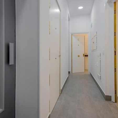 מדריד Suara Apartamentos 3 מראה חיצוני תמונה