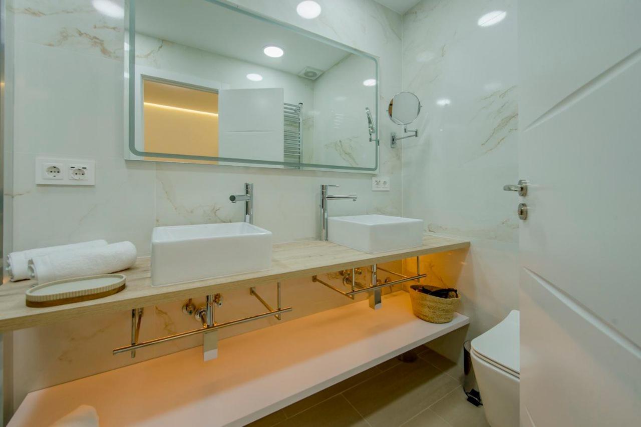 מדריד Suara Apartamentos 3 מראה חיצוני תמונה